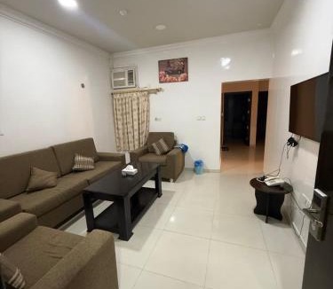 Al Hofuf Apartment | قمة الفخامة للشقق المخدومة