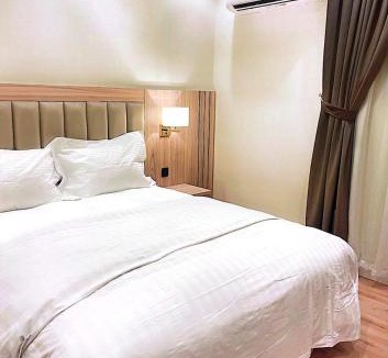 Al Hamra Apartment | لؤلؤة الثريا للشقق المخدومة فرع الحمراء - اقتصادي