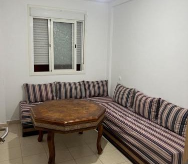 Gueznaia Apartment | مجمع دياري مجموعة 13 عمارة 56 طابق 4 رقم 49 طنجة, 90063 Tanger, Maroc