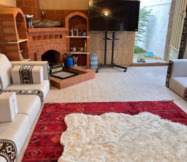 Ahad Rafidah House | مزرعة الواديين