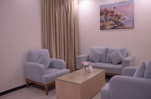 Al Aziziyah Hotel | منازل الريم للشقق المخدومة فرع العزيزية