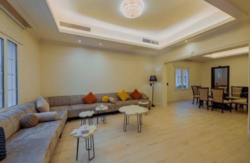 King Abdul Aziz Road House | منتجع الكورنيش