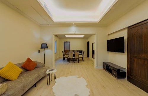 King Abdul Aziz Road House | منتجع الكورنيش