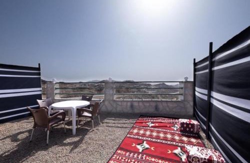 Medina Cabin | منتجع قرية الفقرة
