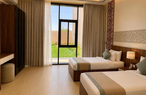 Uyayna Resort | منتجع ليورا ــ Liora Resort