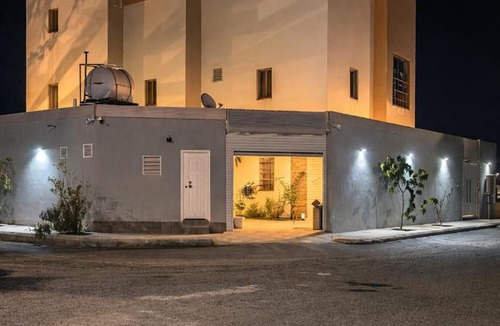 Rayyis Apartment | نسيم لافا - فيلا وشاليه