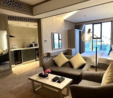 Al Jubail Hotel | وحدات فندقية خاصة-crown suite