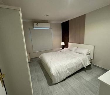Al Khobar Apartment | 006 - Saudi - Modern 2-Bed Apartment in Riyadh (Noor)