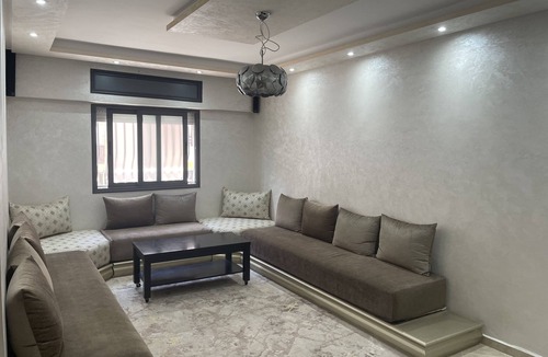 Deroua Apartment | 10mn to airport good appartement