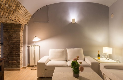 Rione VII Regola Apartment | 2 Apartments in Campo de Fiori with SPA and Jacuzzi