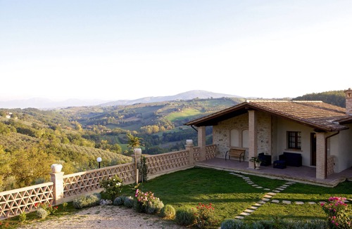 Gualdo Cattaneo Villa | 2 LOVELY APARTMENTS WITH RESERVED POOL: PRIVACY AND FREEDOM