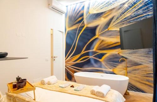 Esquilino Apartment | 3 Suites, Freestanding Tub, XL Luxury Apartment