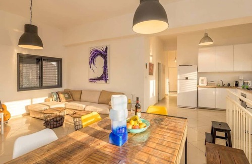 Tel Aviv City Center Apartment | 3BR Garden & Cinema · Near Beach | By SweetyGuest