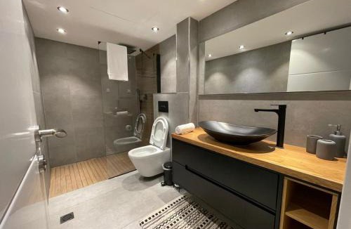Eilat Apartment | 4 חדרים מרווחת 138 מ"ר חניה חינם קרוב לים
