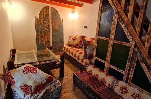 Bani Antar House | 4 bed boutique riad with sea view terrace 🤙🏽
