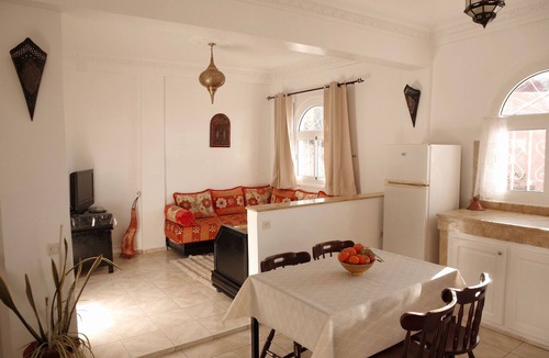 Tamraght Apartment | 5 min from beach, flat 60 m² terrace ideal family/surfeur peaceful typical Berber village