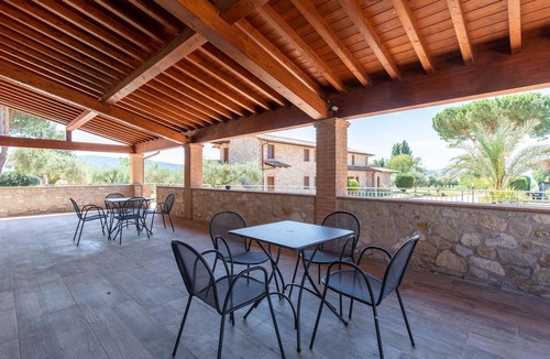 Passignano sul Trasimeno House | 6 bedroom cozy home in Passignano sul T
