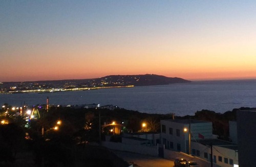 Malabata Apartment | A 3 Minutes D'un Park de Loisirs et vue Panoramique sur la mer