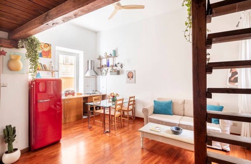 Rione XI Sant'Angelo Apartment | A Secret Corner: Historic Center, Pantheon, Trevi Fountain, Colosseum, Forum