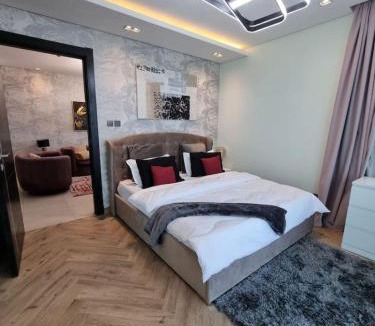 Al Hoora Apartment | A taste of Happiness