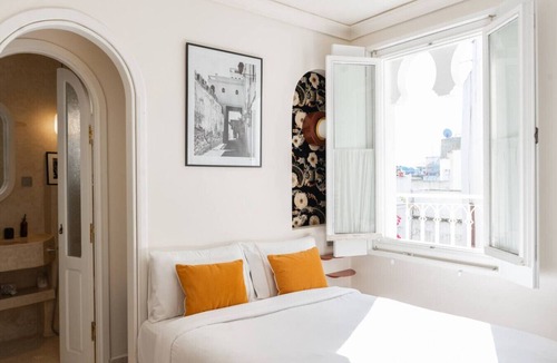 Medina of Tangier Bed & Breakfast | Absinthe Guesthouse: Charming Room With Street View - La Kasbah