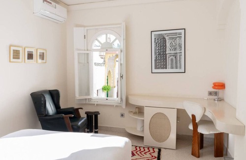 Medina of Tangier Bed & Breakfast | Absinthe Guesthouse: Charming Room With Street View - La Kasbah