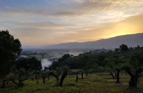 Castel Ritaldi House | AGRITURISMO La Tenuta Dei Ricordi