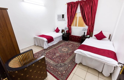 Al Harra Al-Sharqiah Hotel | Al Eairy Furnished Apts Al Madinah 13