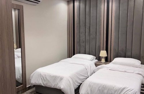 Al Kura Apartment | Al Salam Apts Bedroom Living j-16