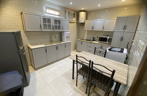 Medina Apartment | Al Salam Three Bedrooms Family a1