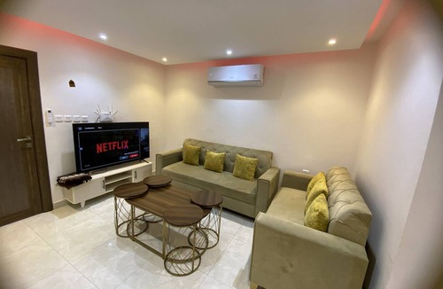 Medina Apartment | Al Salam Three Bedrooms Family a1