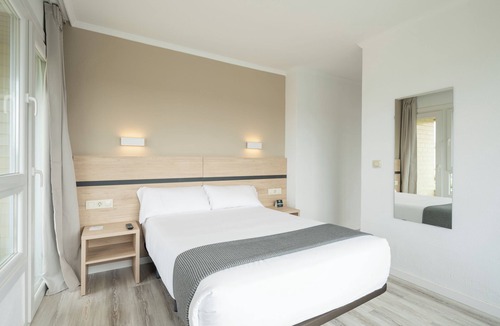 Ordes Hotel | Alda Camiño Inglés