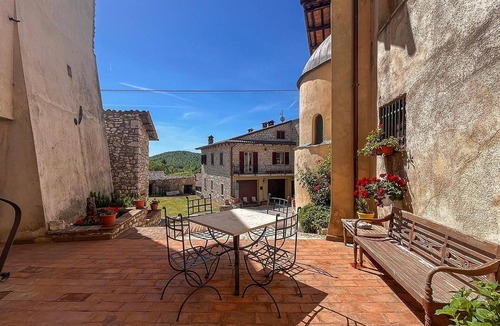 Baiano Apartment | Amazing apartment in Frazione Montebibico