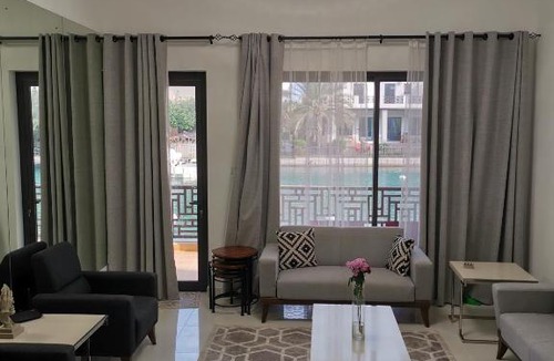 Muharraq Apartment | Amwaj home