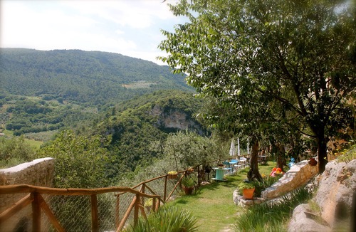 Precetto House | Apartment for 2 in medieval village with breathtaking views