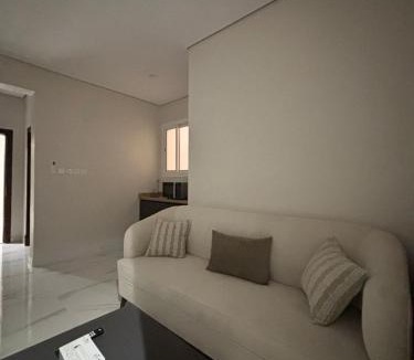 Tabuk Apartment | Apartment Walk Center VACATIONH 219