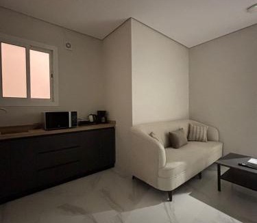 Tabuk Apartment | Apartment Walk Center VACATIONH 219