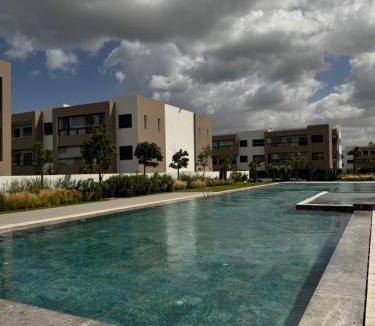 Oulad Azzouz Apartment | Appartement avec vue sur piscine - Opal square Tamaris Dar bouazza