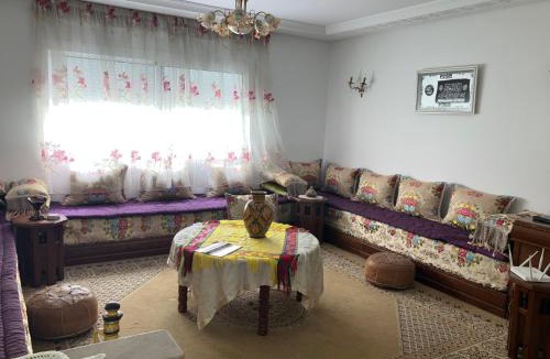 Branes Apartment | Appartement beau et familial connecté