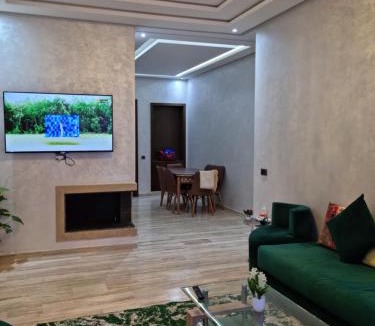 Dar Bouazza Apartment | Appartement - Dar Bouazza spacieux avec piscine à Dar Bouazza