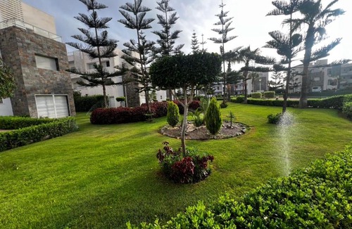 Marina Apartment | Appartement F2, Perla saidia - plage a 5 min à pieds - Piscine en travaux