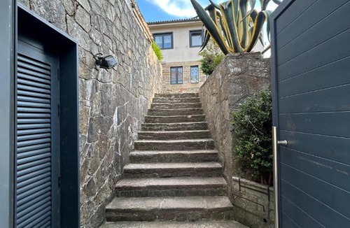 Santiago de Compostela House | As Pintiñas da Xoaniña no Pozo da Neve