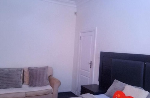 Claremont House | As sleep and go