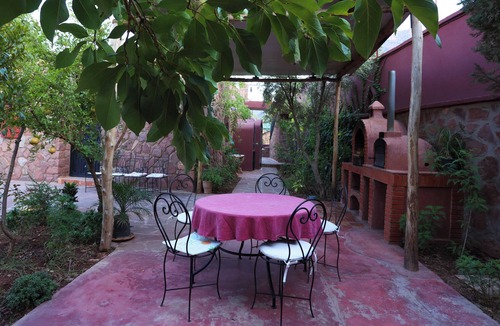 Sti Fadma Apartment | Authentic Berber mountain stay with panoramic Atlas views and Moroccan food.