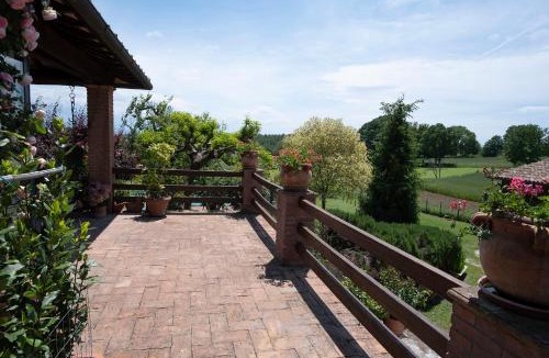 Avigliano Umbrio Bed & Breakfast | B&B Pino Cedro