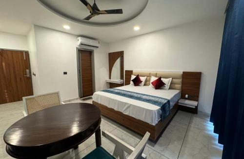 Mayapur Hotel | Basant Haveli