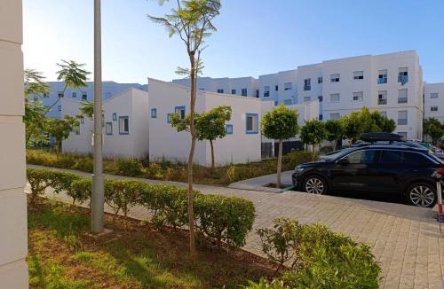 Hjar Ennhal Apartment | Beachside 2 Bedroom Apartment in Diplomatic Forest Tangier with Free Parking