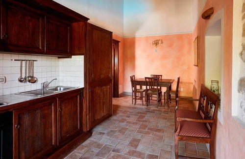 San Brizio Apartment | Beautiful apartment for 4 guests with WIFI, pool, TV, balcony and pets allowed, close to Spoleto