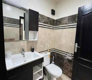 Gueliz Apartment | Beautiful Luxurious 2-bedroom with Wi-Fi Gueliz, Marrakech