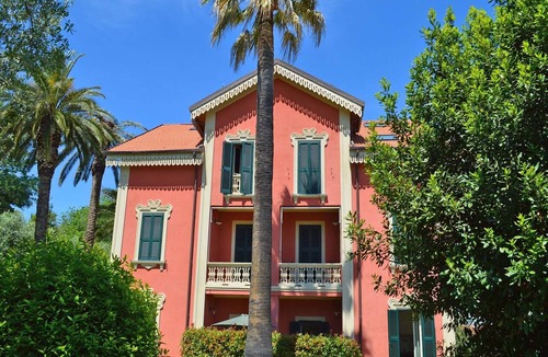 Silvi Apartment | Beautiful portion of Villa in Art Nouveau,recently renovated 200mt from the sea